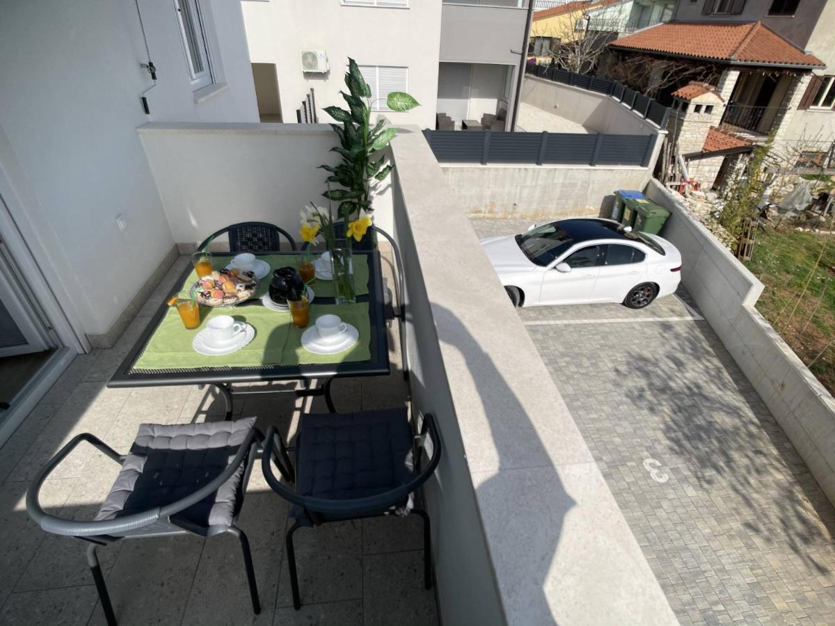 Apartment Kate Pula Exterior foto
